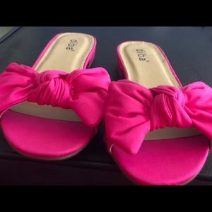 Pink bow Sandal